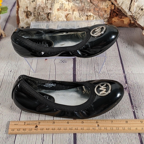 Michael Kors Francesca 3 Black Ballet Flats - Picture 3 of 6